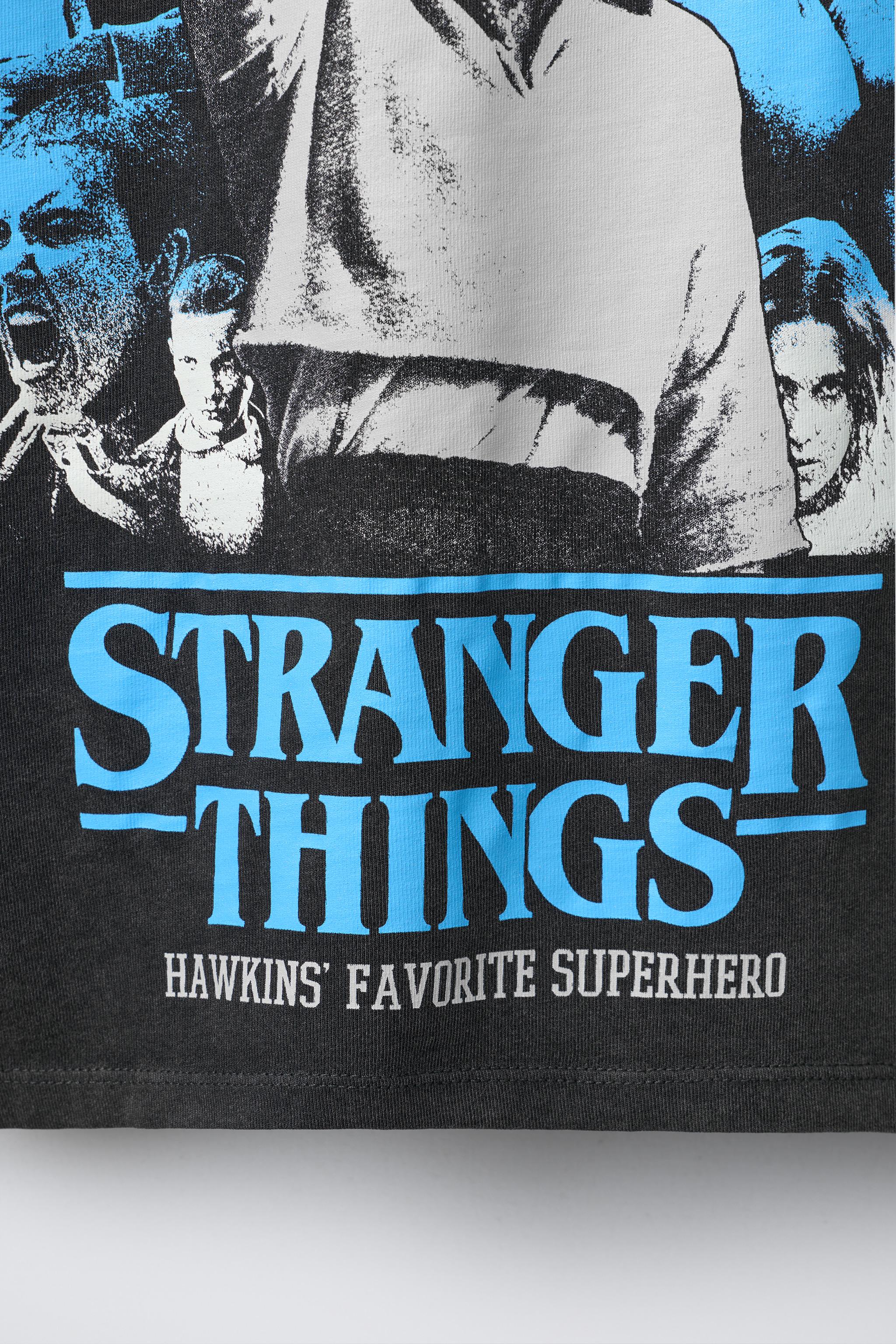STRANGER THINGS © NETFLIX T-SHIRT